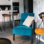 Clara's & Lili's Place By Le Jacquemart דירה הוטון