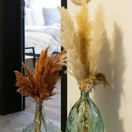 דירה Clara's & Lili's Place By Le Jacquemart