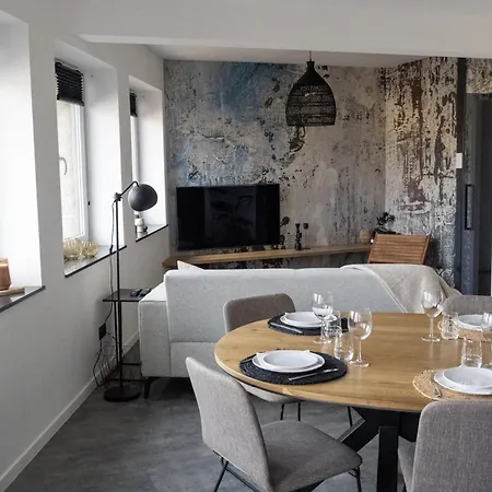 Clara's & Lili's Place By Le Jacquemart Hotton